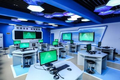 VR首个初中教学试点落沪，智能云教育助力VR教学常态化